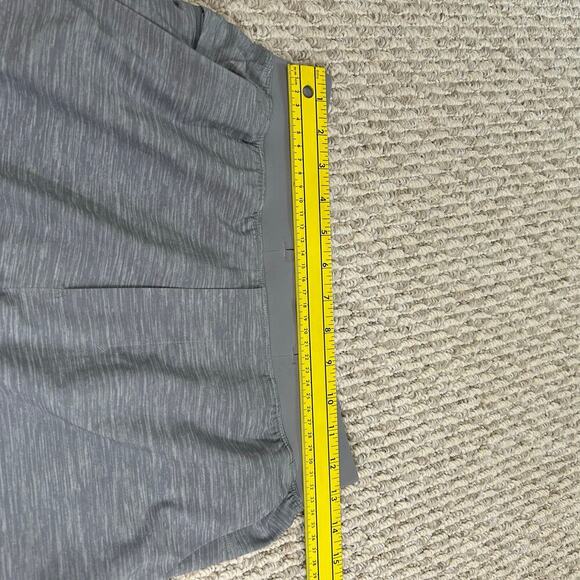 Lululemon Men’s Athletica T.H.E. Shorts 9” Size XS Gray Athletic Activewear - Picture 9 of 10